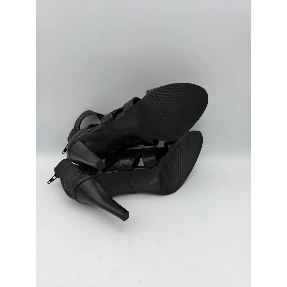 Simply Vera Vera Wang Y2K Style Black Strappy Heels Ankle Sandals Women's 10